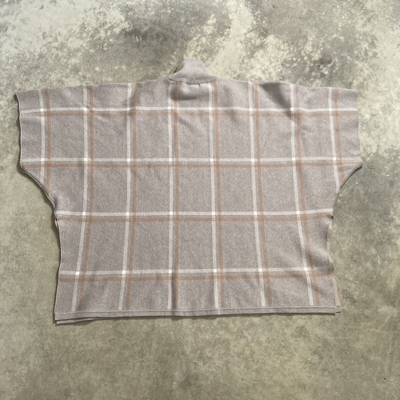 Max Studio Sweater Womens One Size Turtleneck Poncho‎ Plaid Tan Pullover - Picture 6 of 9
